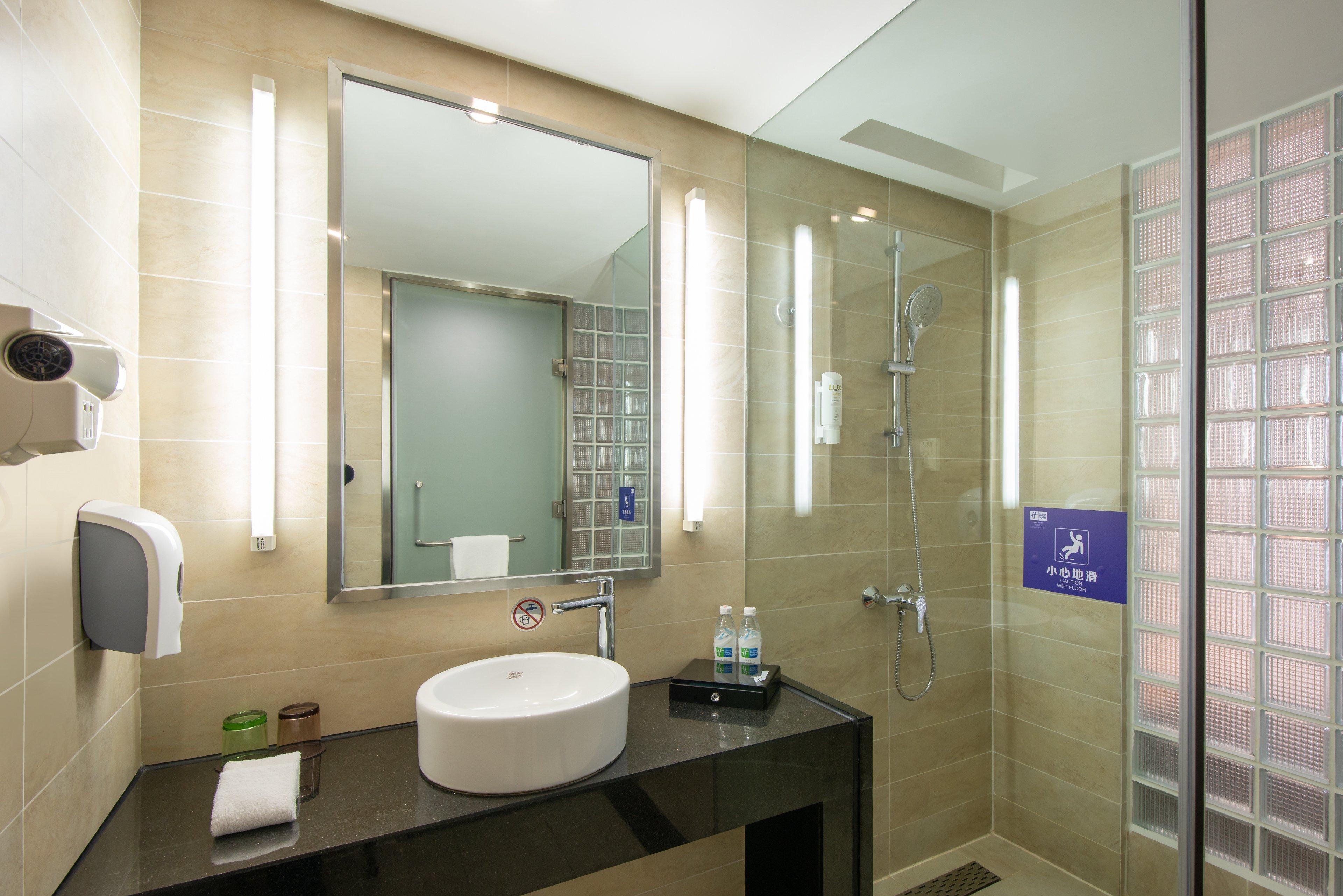 Holiday Inn Express Chengdu West Gate By Ihg Exterior photo