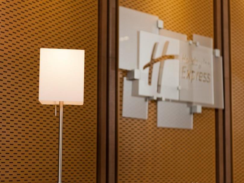 Holiday Inn Express Chengdu West Gate By Ihg Exterior photo