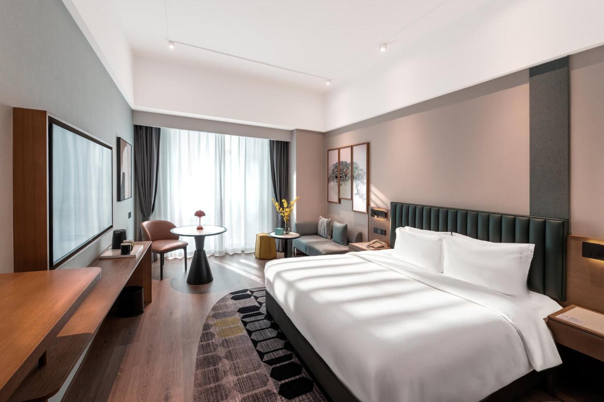 Holiday Inn Express Chengdu West Gate By Ihg Exterior photo